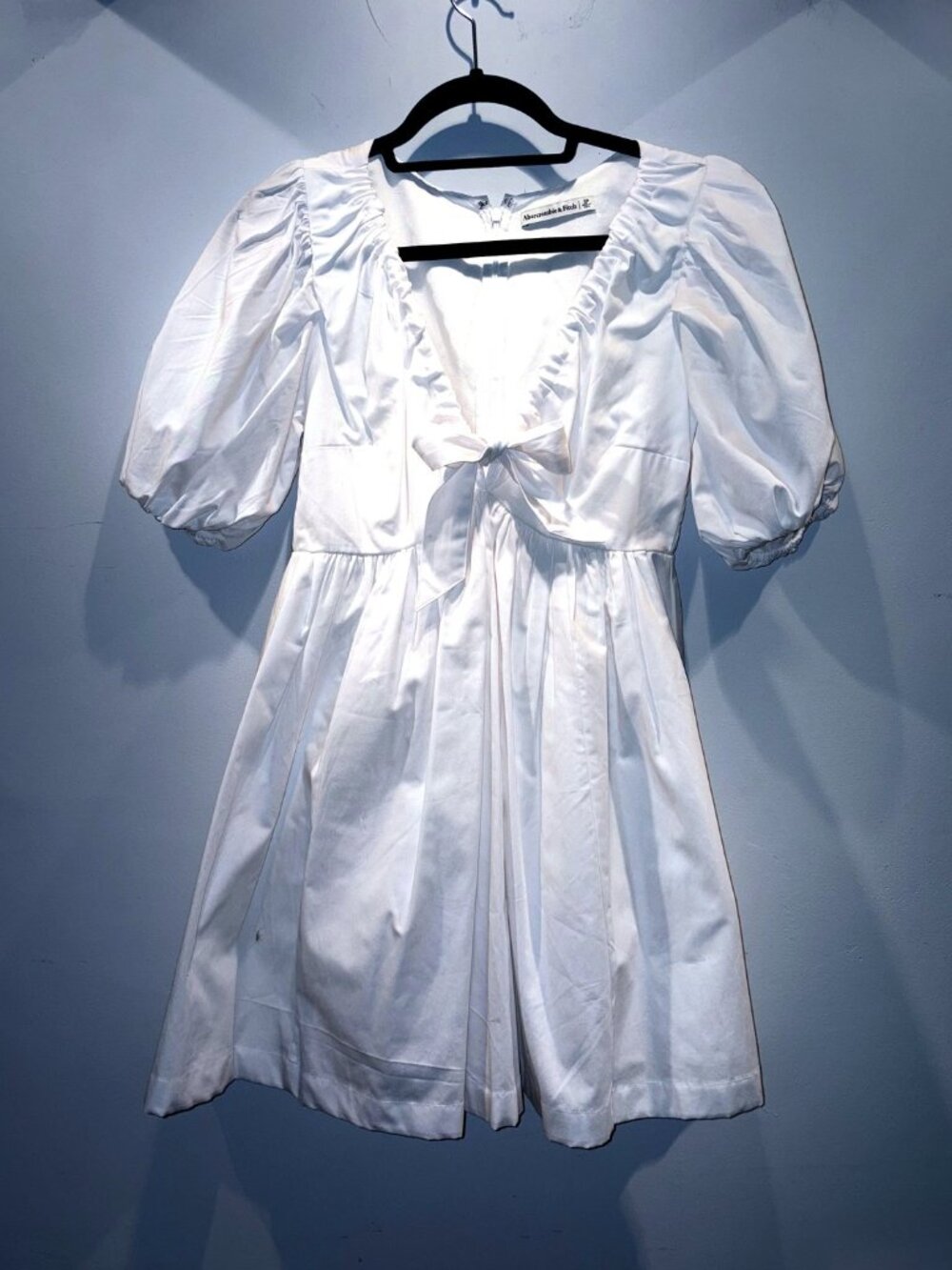 NWOT Abercrombie & Fitch White Poplin Puff Sleeve Mini Dress Tie Front